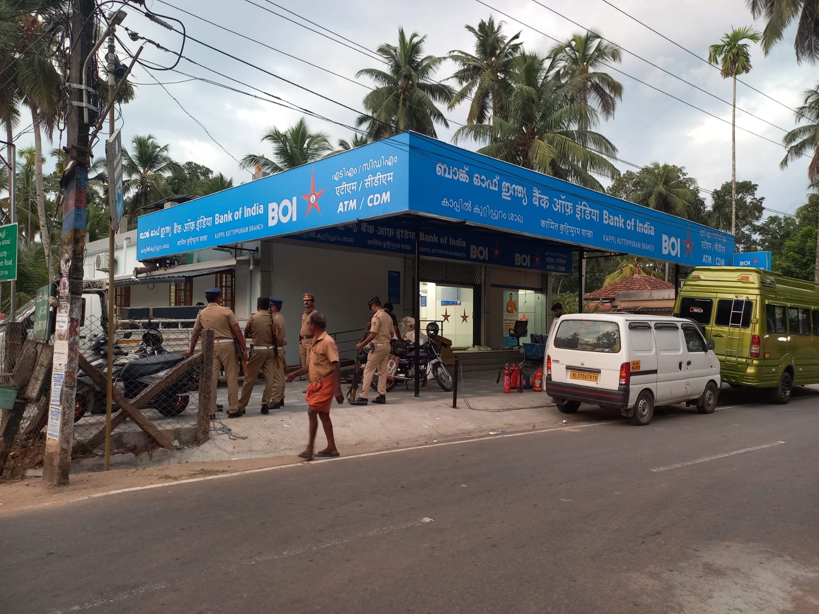 Bank of India — Kappil Kuttippuram branch, Kerala · wraparound fascia, signage by Choice Advertising